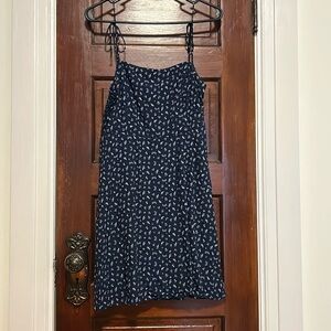 Old Navy Dress - Size M